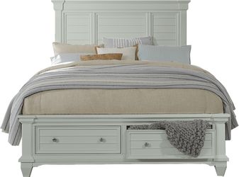 Rooms to Go 30th Anniversary Sale TV Spot, 'Lighted Headboard Bedroom Set:  $1,677' Song by Junior Senior 