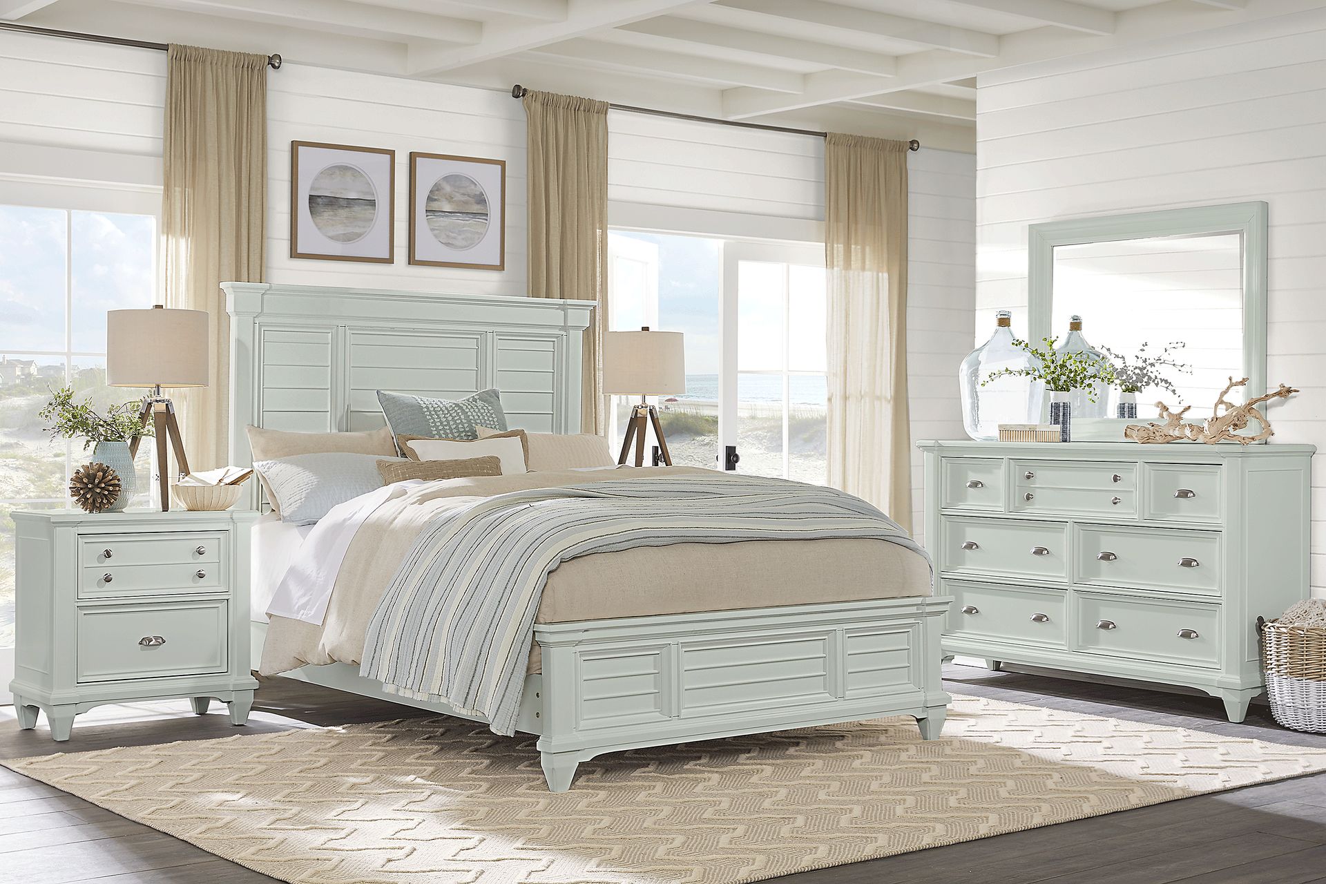 Hilton Head Mint 5 Pc King Panel Bedroom - Image 1