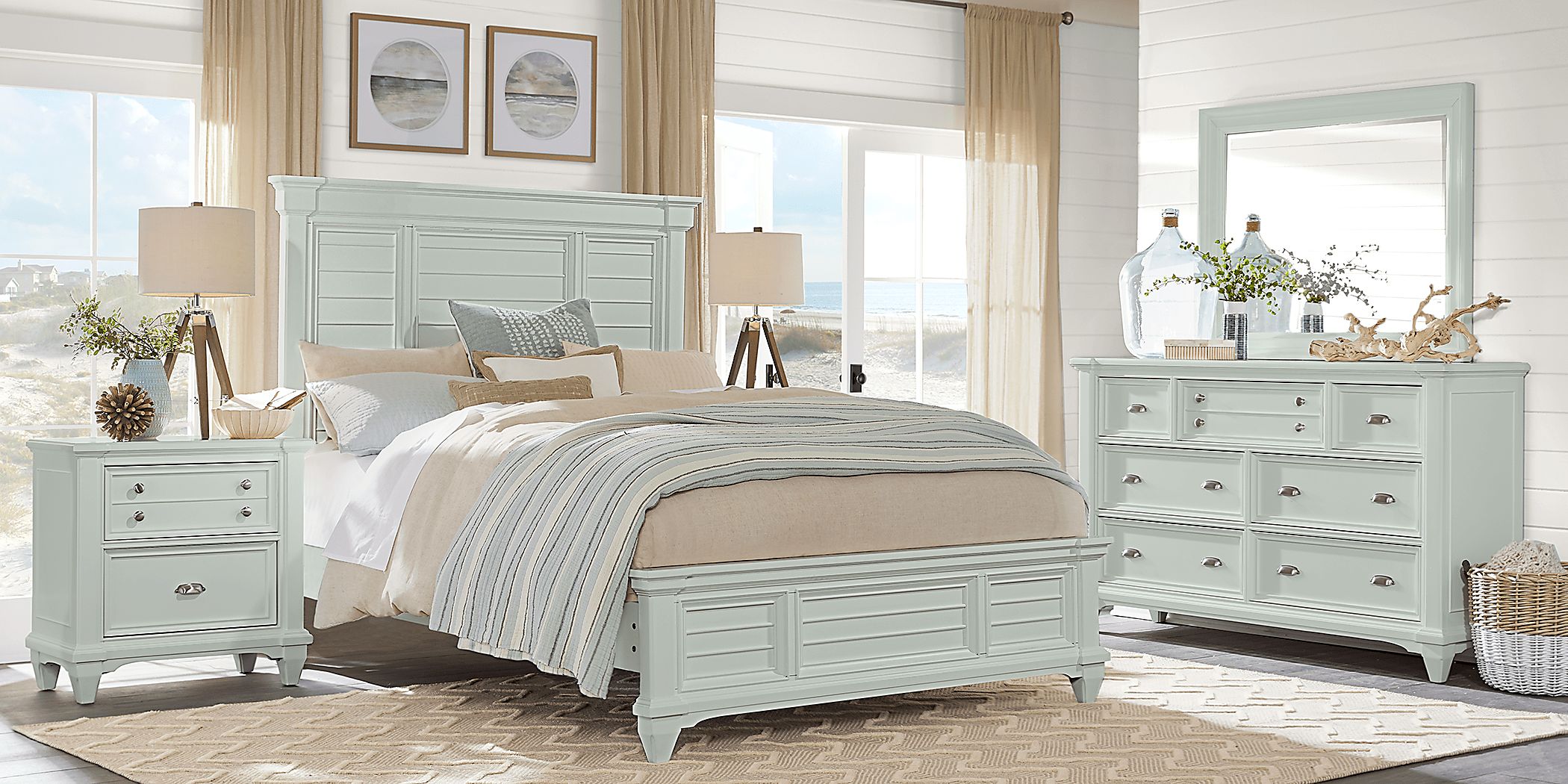 https://assets.roomstogo.com/product/hilton-head-mint-5-pc-queen-panel-bedroom_8013098P_image-room?cache-id=b4ba8f8767292148107dacac912f0520