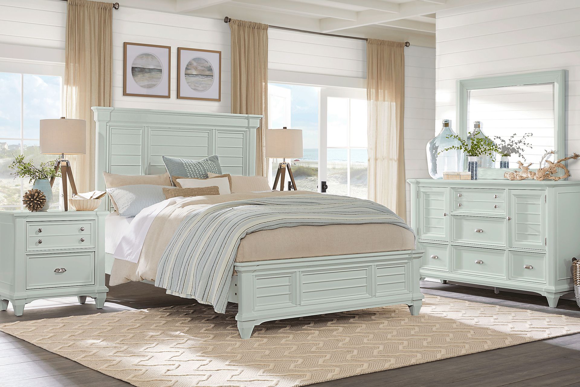 Hilton Head Mint 7 Pc Queen Panel Bedroom - Image 1