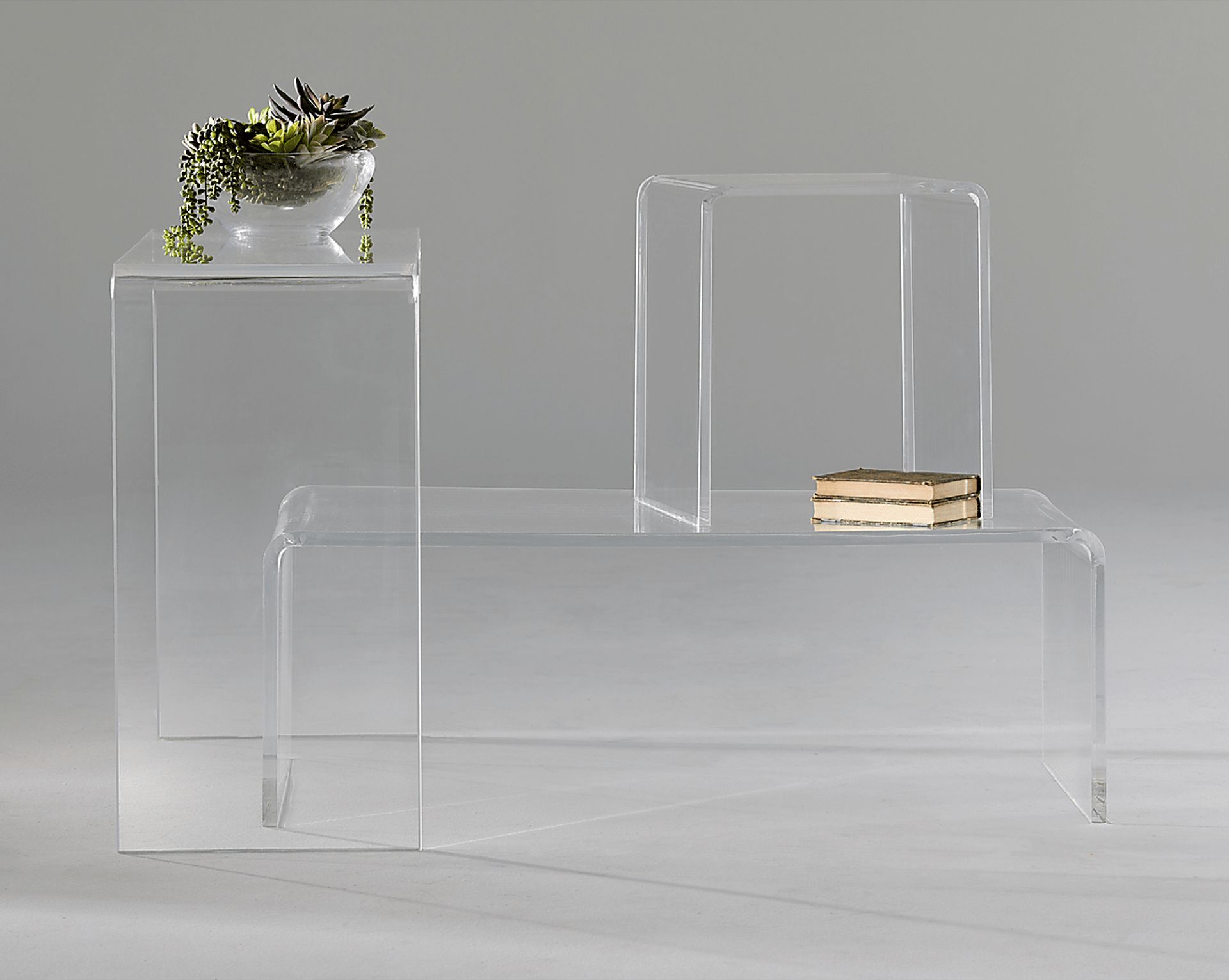 Hisega Clear Cocktail Table - Image 2