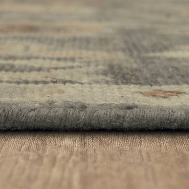 Holbard Gray 6' x 9' Rug - Thumbnail - Image 6