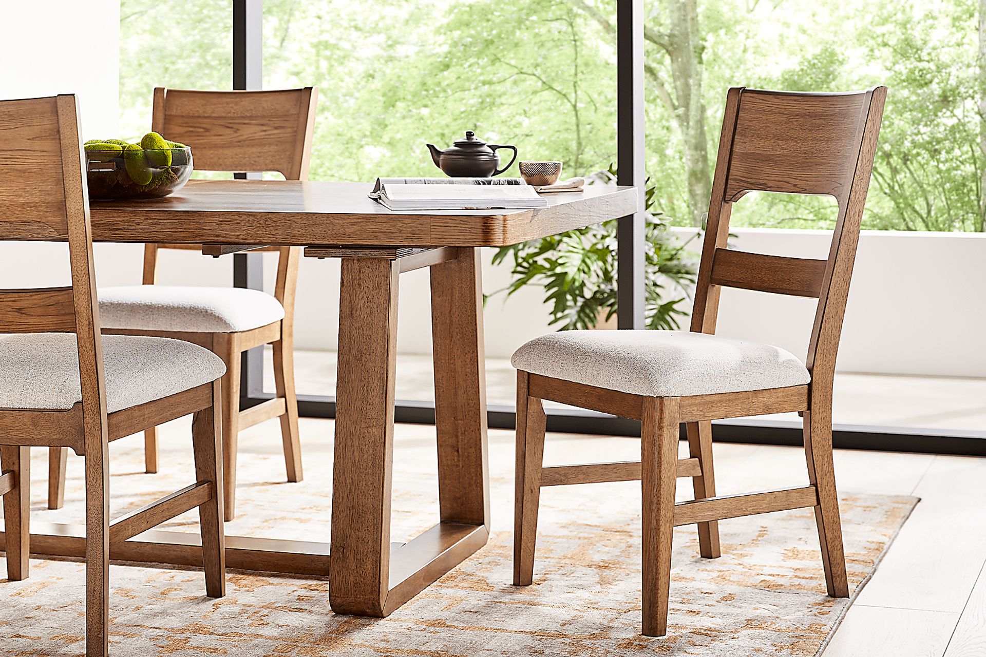 Holden Brown 6 Pc Dining Room with Bench - Image 14