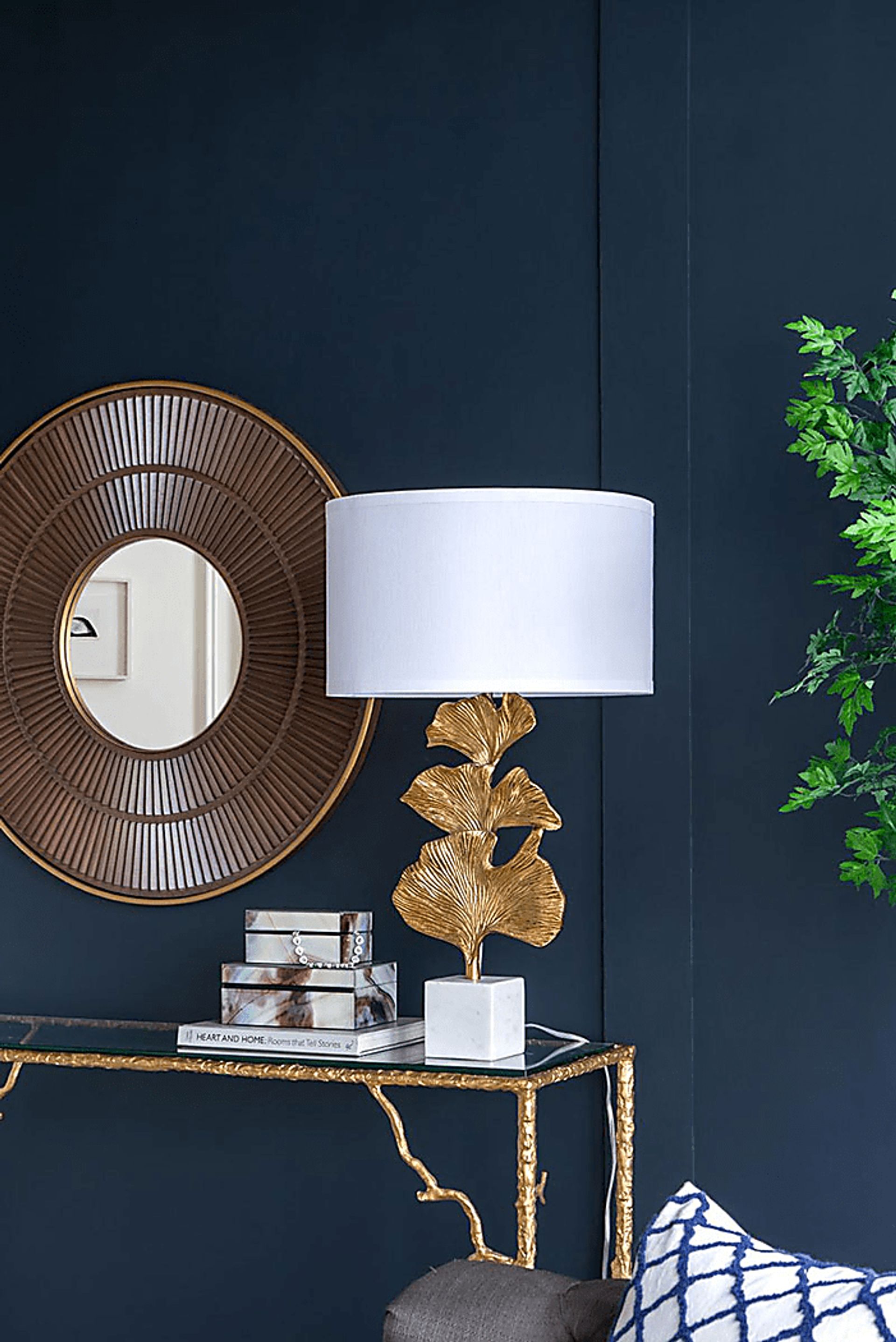 Holyoke Road Gold Lamp - Image 7
