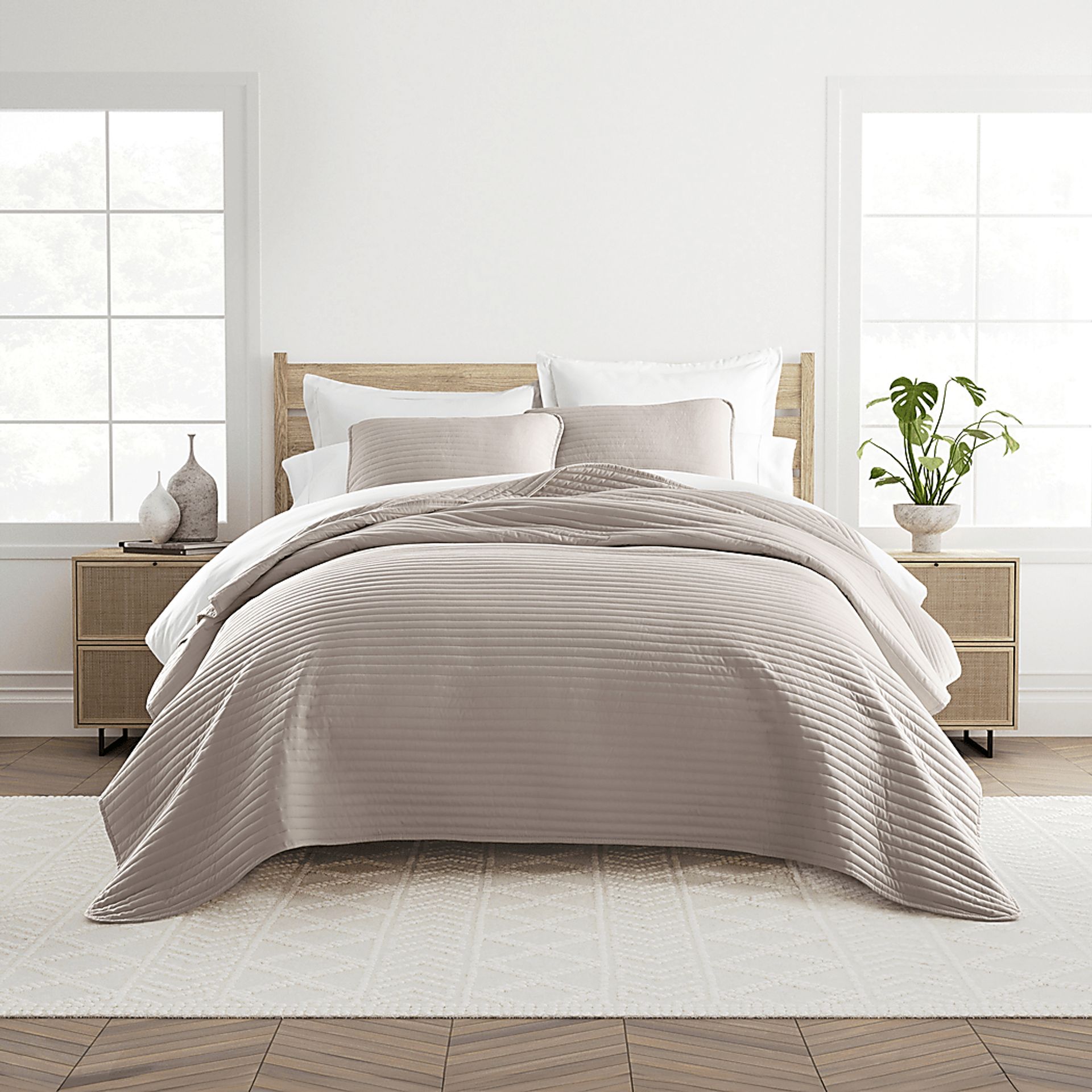 Honeybell Brown 3 Pc King Quilt Set - Image 1