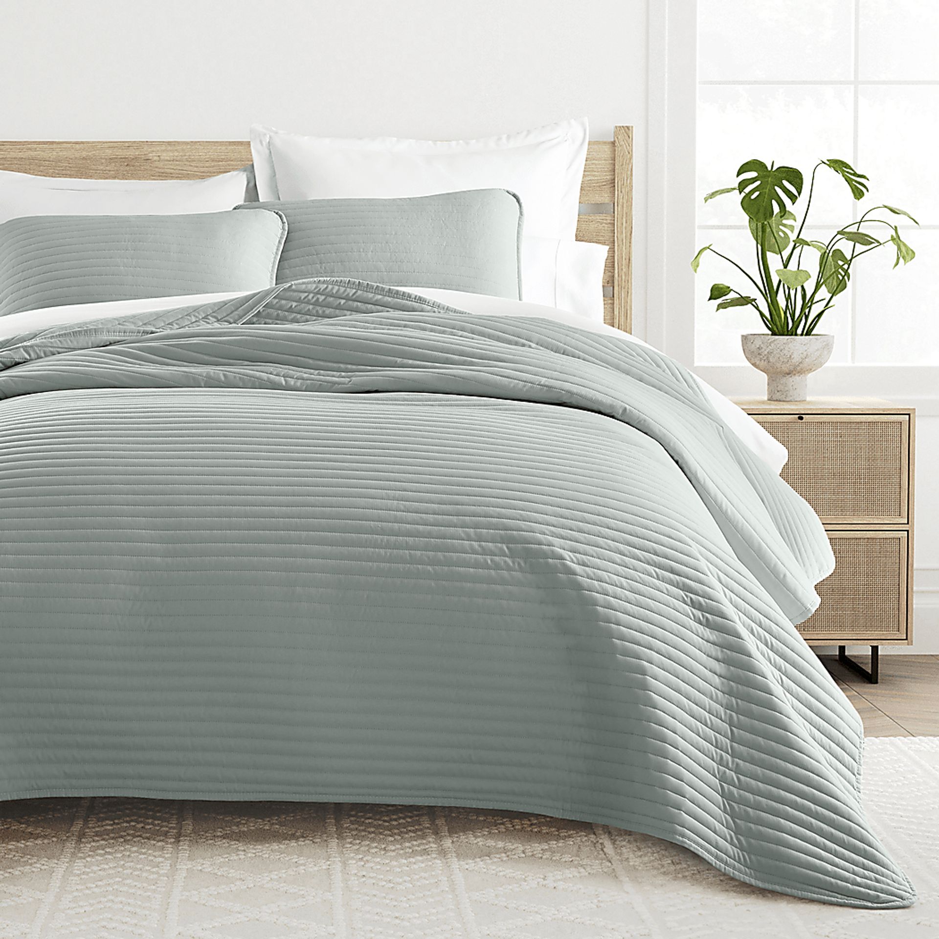 Honeybell Green 2 Pc Twin Quilt Set - Image 3