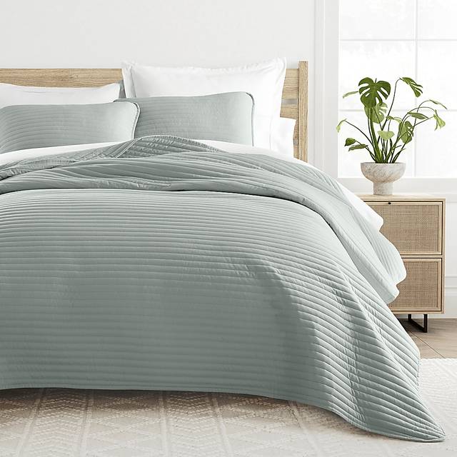 Honeybell Green 3 Pc Queen Quilt Set - Thumbnail - Image 3