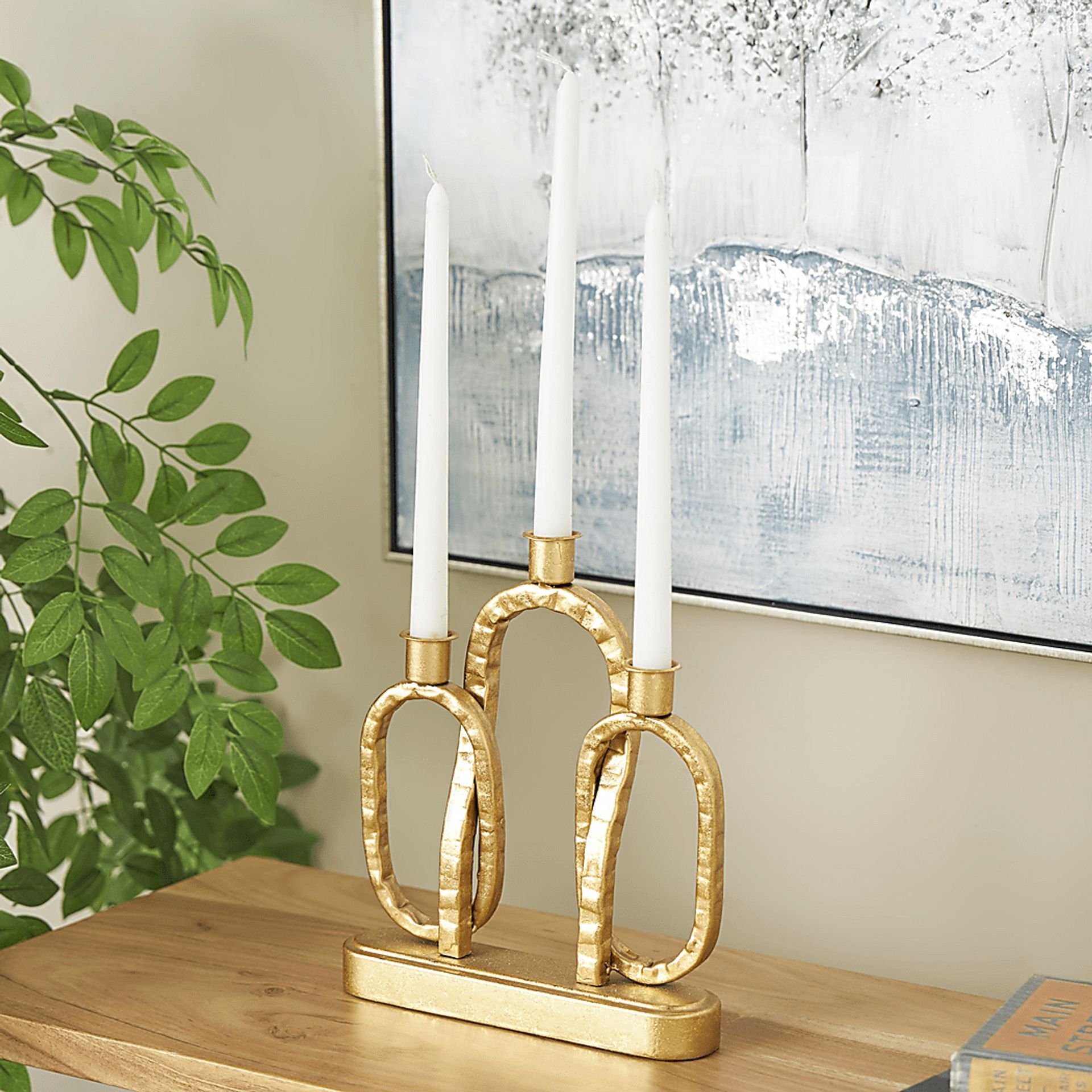 Honyi Gold Candle Holder - Image 2