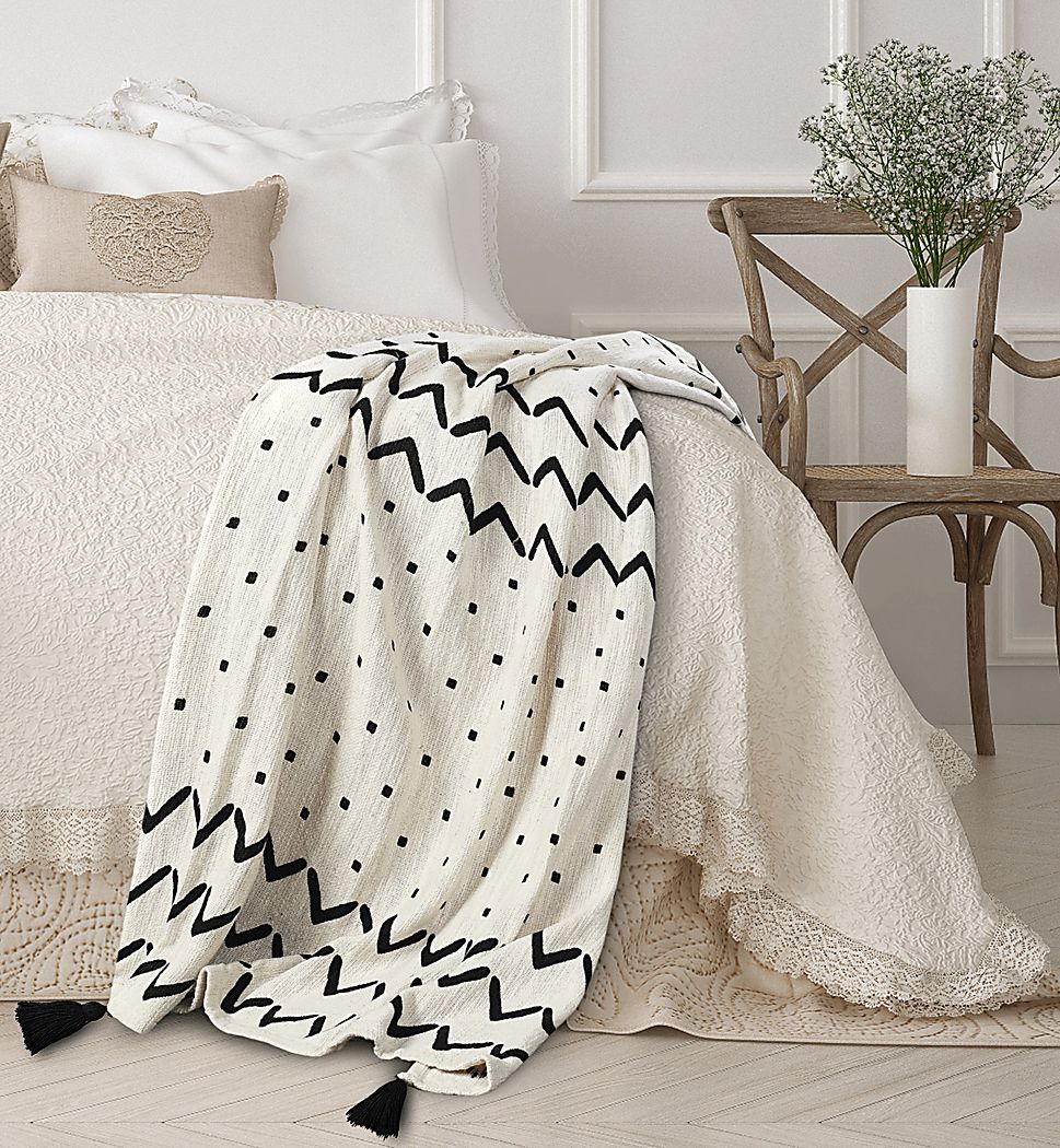 Hookstone I Throw Blanket - Thumbnail 5