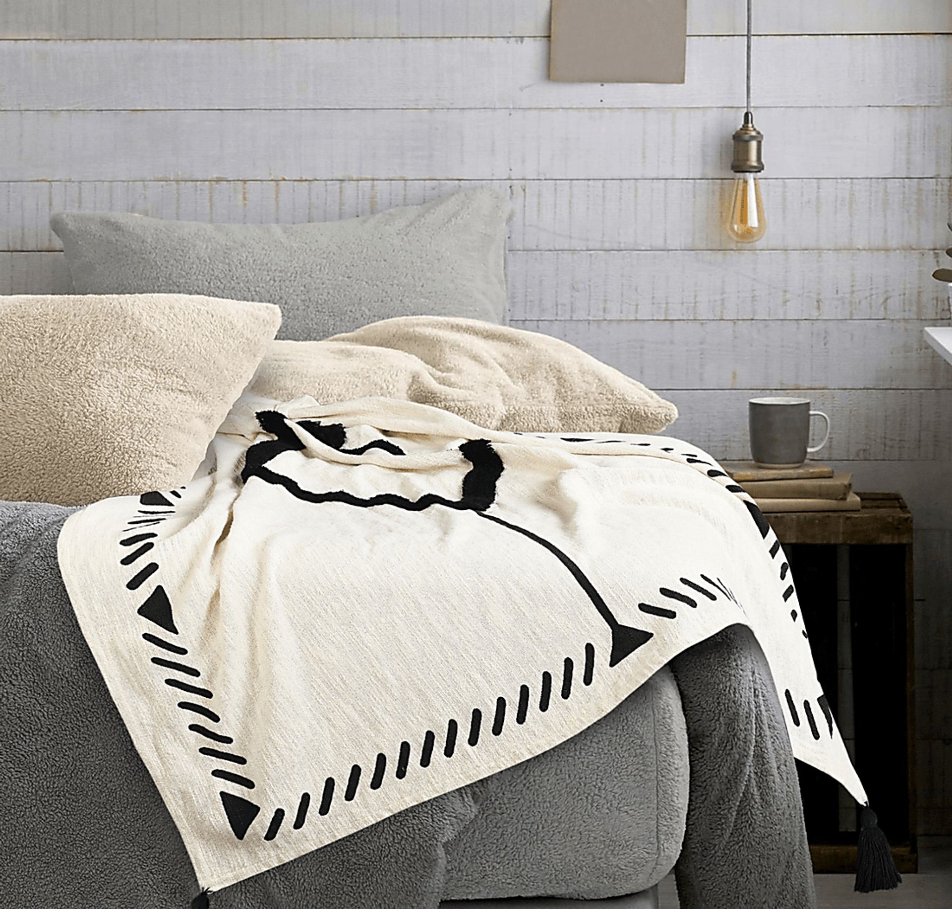 Hookstone VI Black Throw Blanket - Image 8