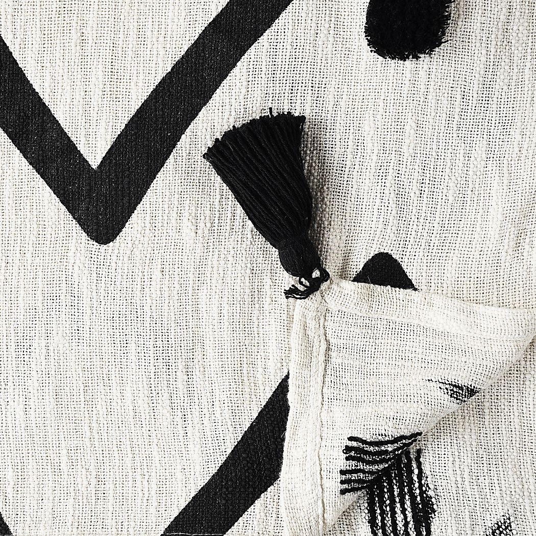 Hookstone VII Throw Blanket - Thumbnail 3
