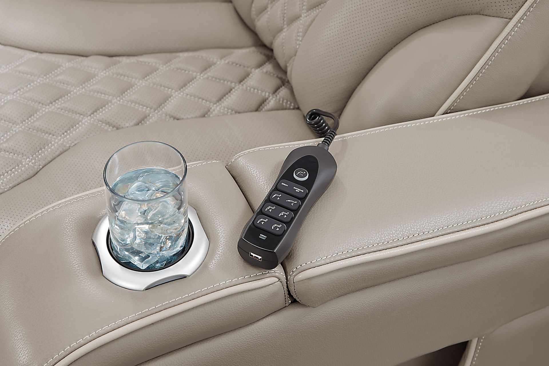 Horizon Ridge Beige Leather Triple Power Reclining Console Loveseat with Massage and Heat - Image 10