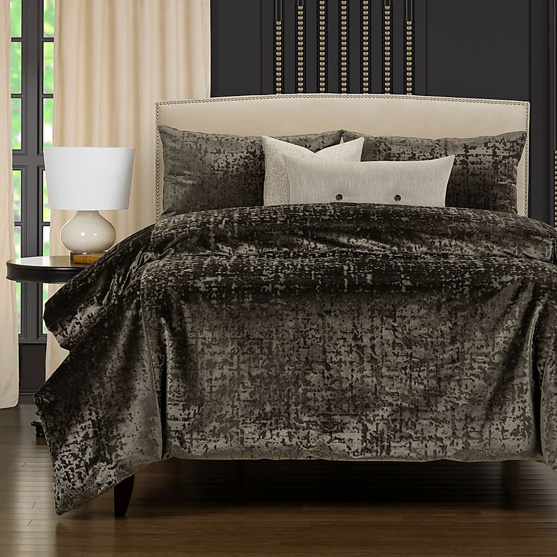 Huddersfield Black 6pc King Duvet Cover Set - Image 2