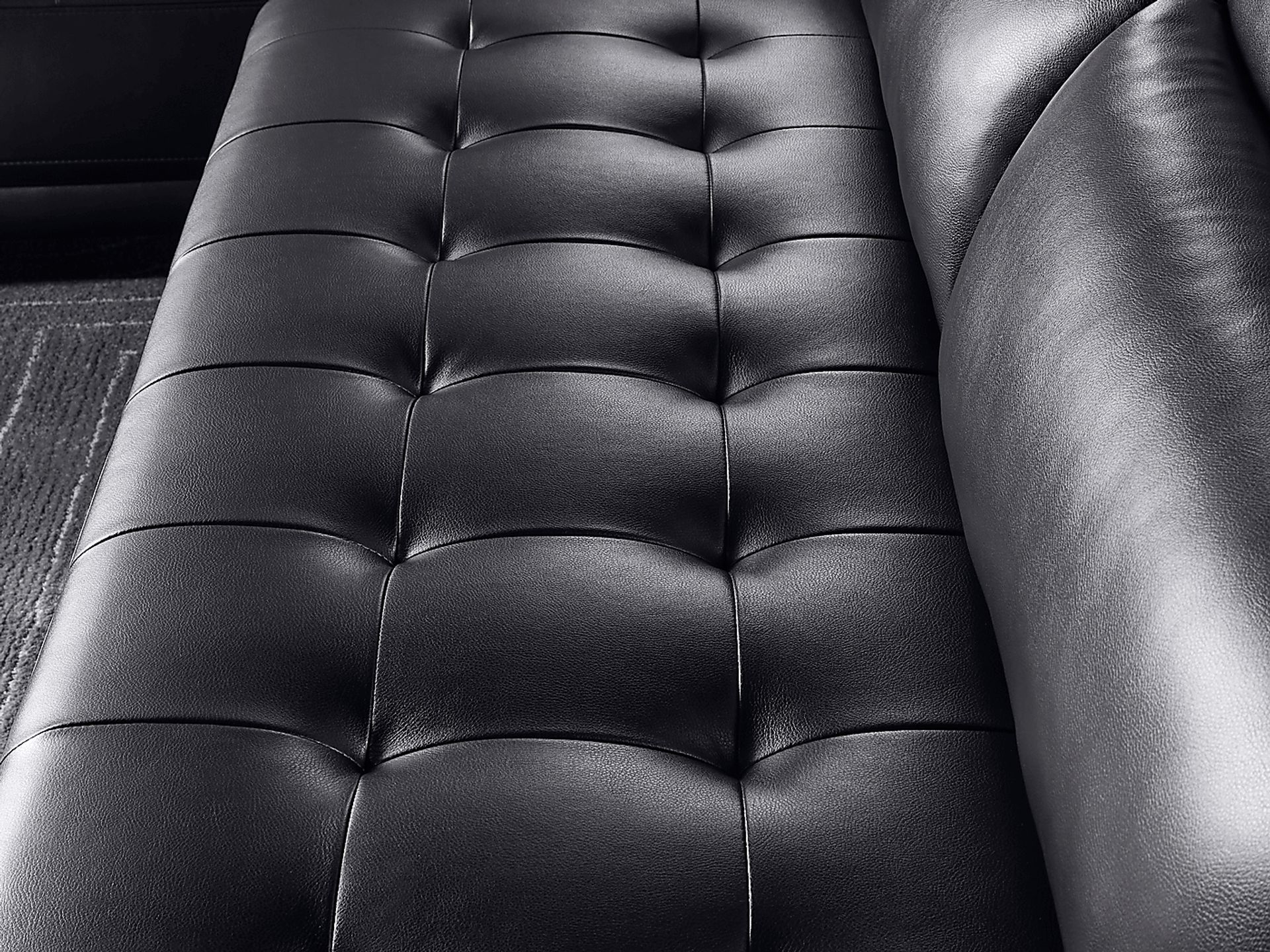 Hudson Heights Black 5 Pc Sectional Living Room - Image 13