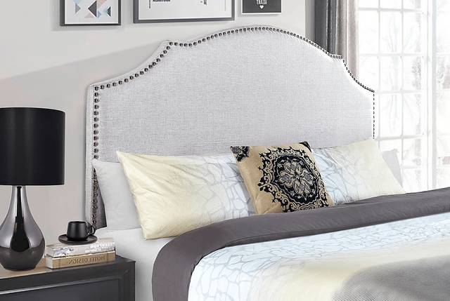 Huffaker Gray King/California King Headboard - Thumbnail - Image 6