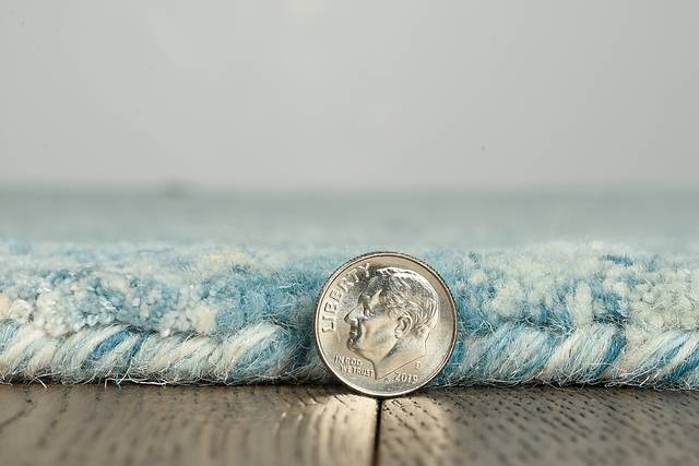 Huntcliff Blue 8'6 x 11'6 Rug - Thumbnail - Image 4