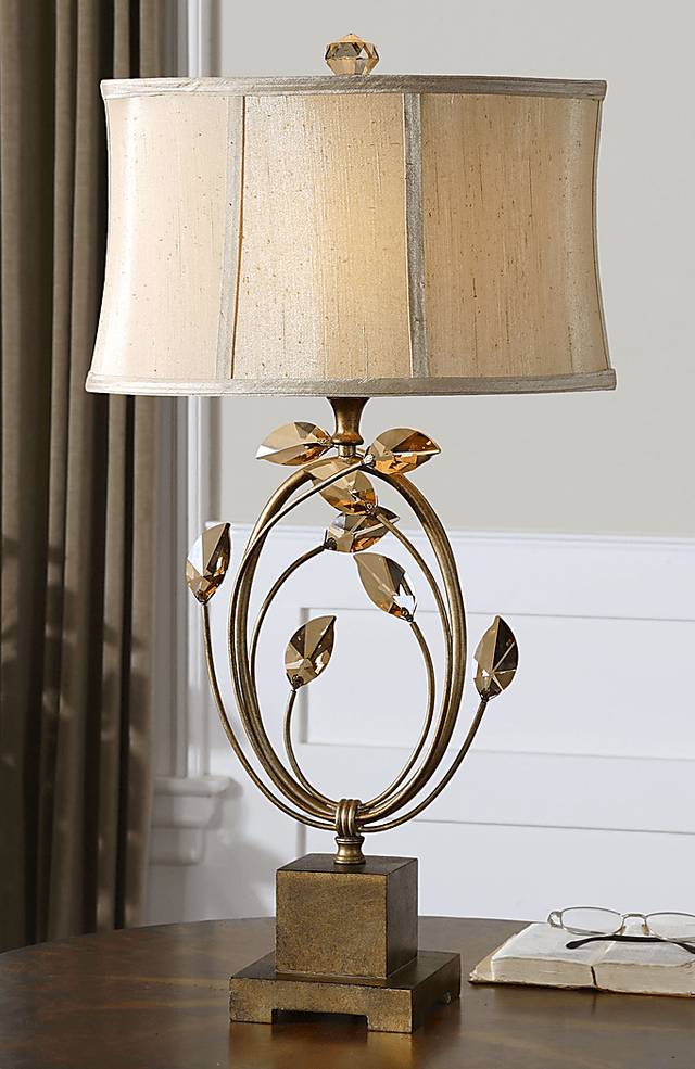 Hunters Way Gold Lamp - Thumbnail - Image 2