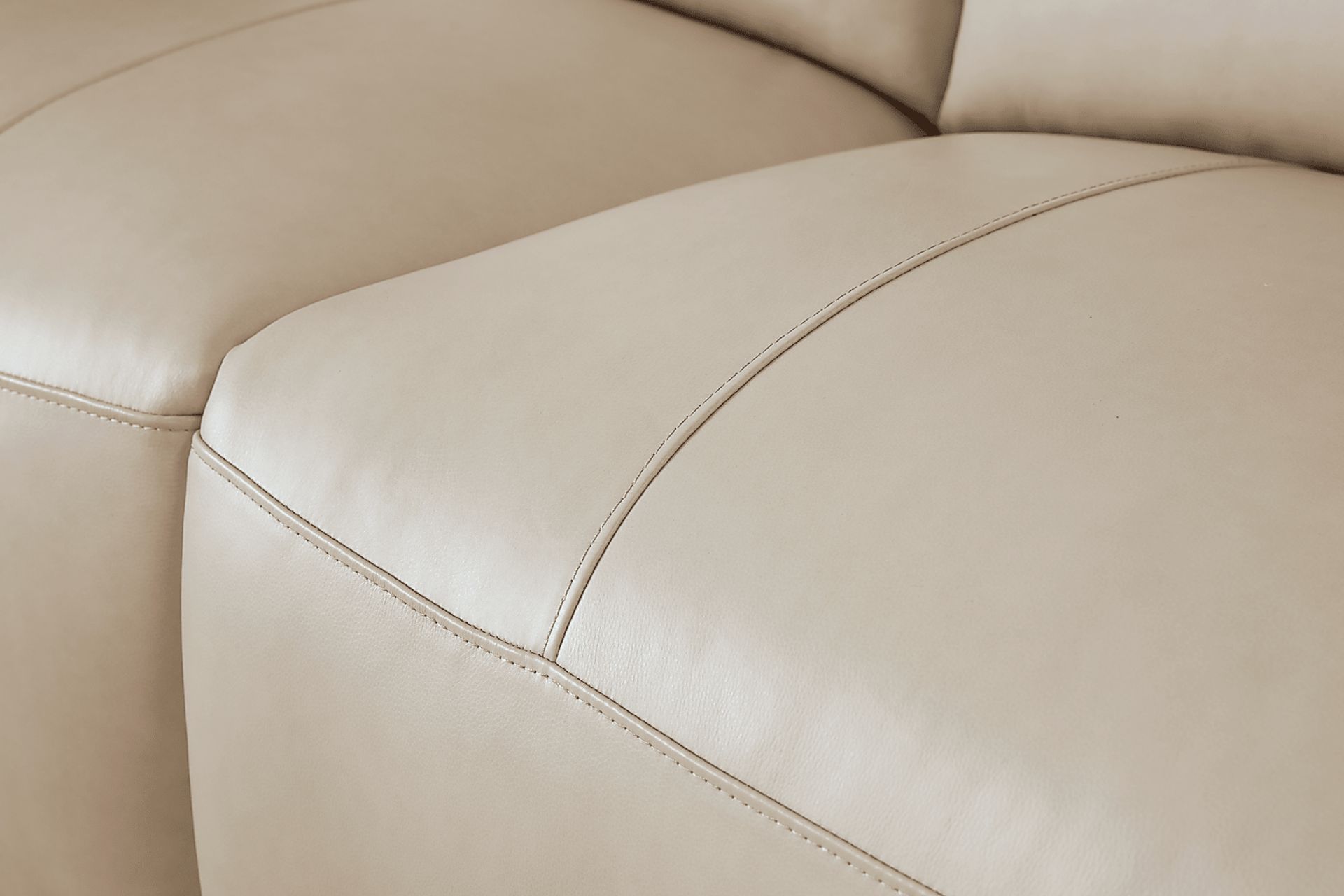 Huntington Ivory Leather 6 Pc Dual Power Reclining Sectional - Image 4