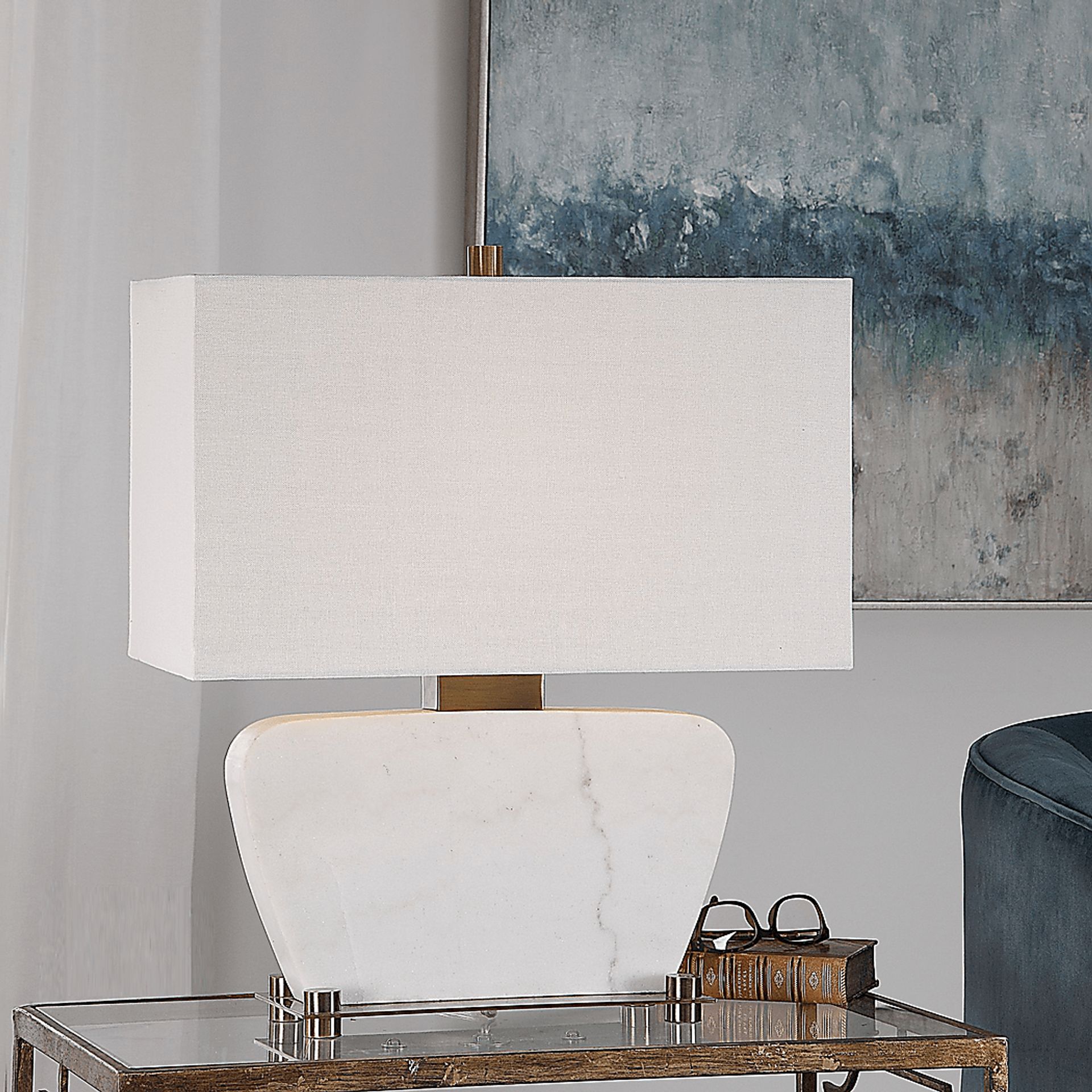 Hurleyhock White Lamp - Image 5