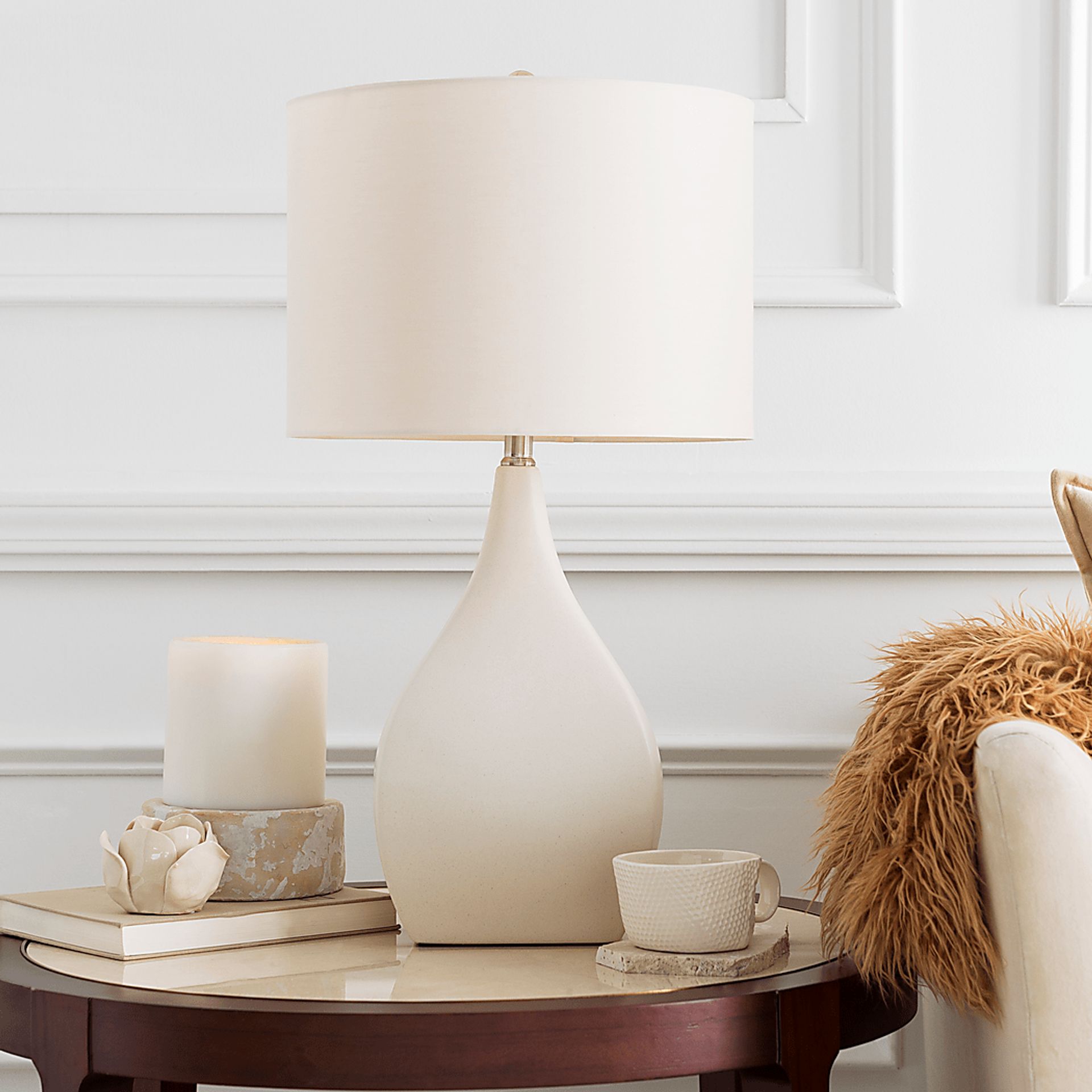 Hyder Place Ivory Lamp - Image 5