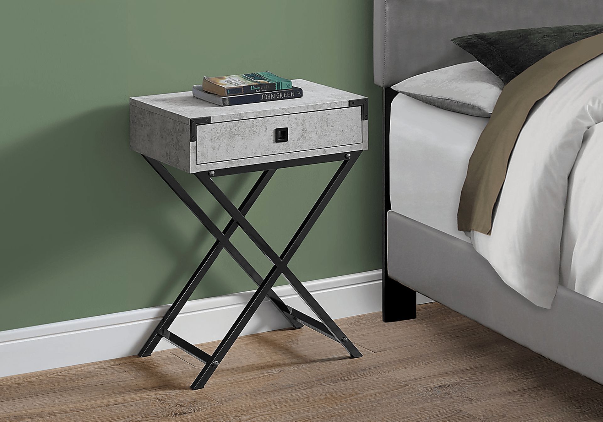 Hydesdale Black Accent Table - Image 3