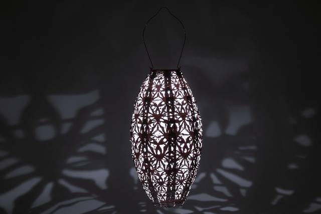 Hymin Estates Outdoor Pink Solar Lantern - Thumbnail - Image 19