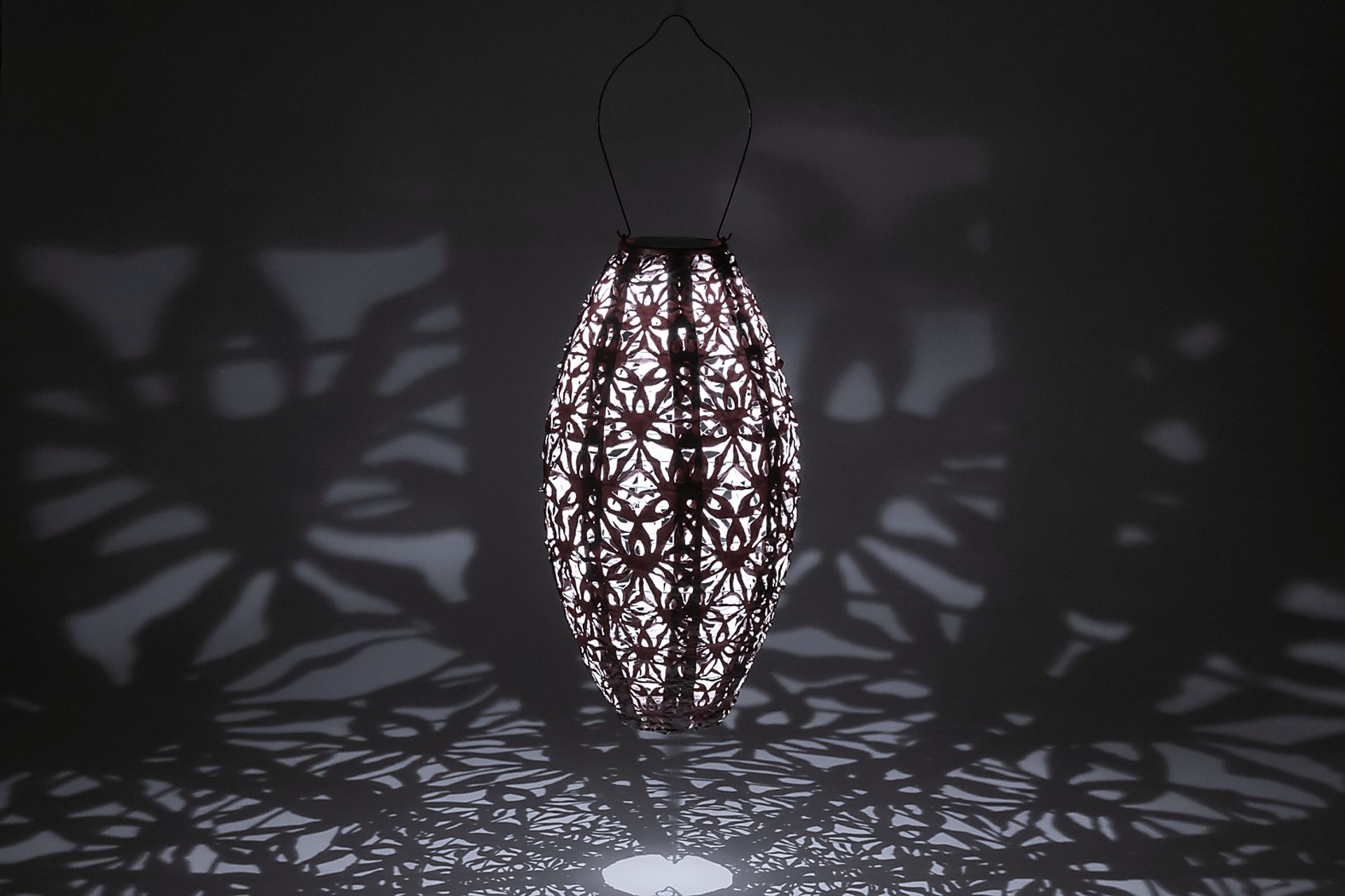 Hymin Estates Outdoor Pink Solar Lantern - Image 20