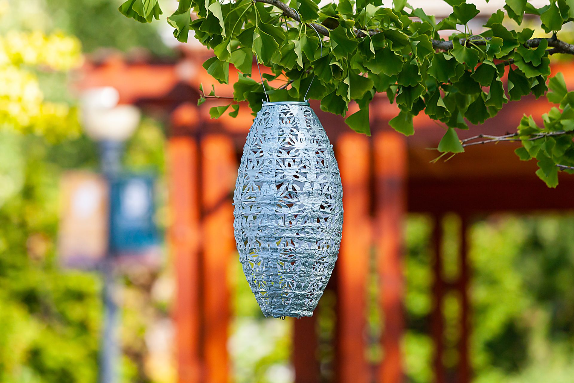 Hymin Estates Outdoor Sage Solar Lantern - Image 10