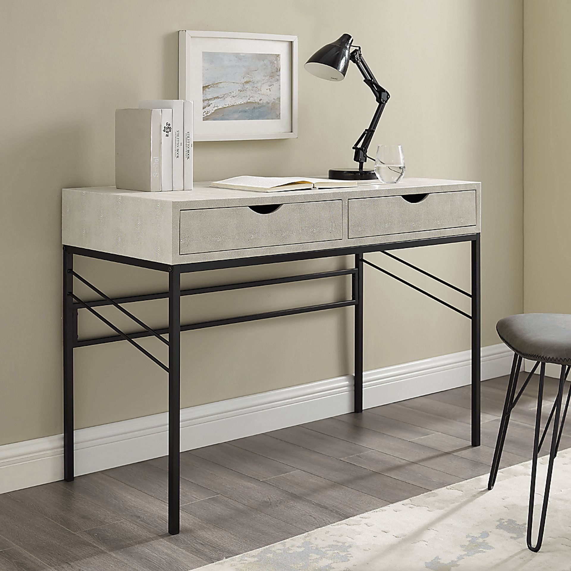 Hyridge White Desk - Image 4