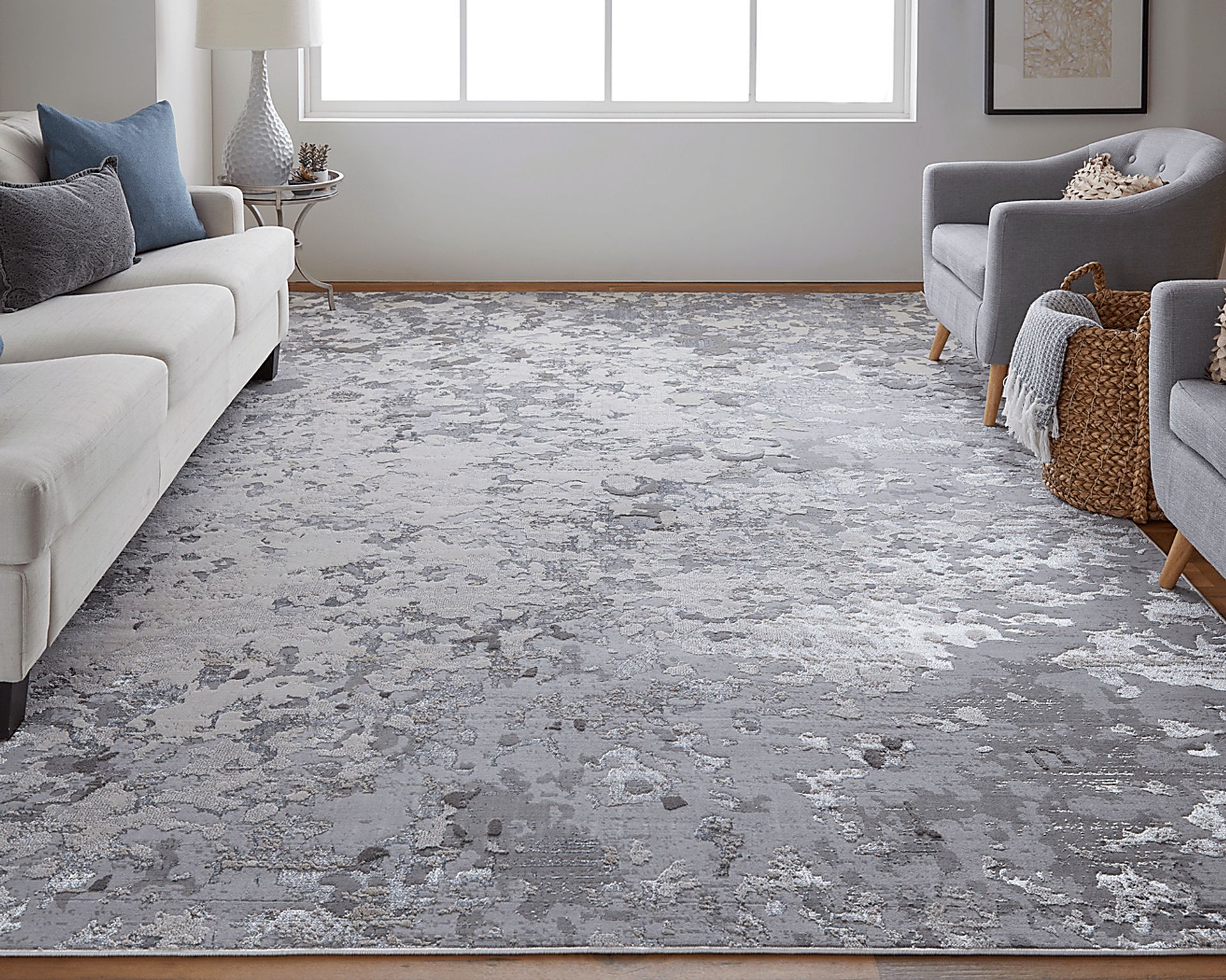 Iariko Silver 8' x 10' Rug - Image 4