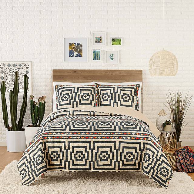 Imlay Black Full/Queen 3 Pc Quilt Set - Thumbnail - Image 2
