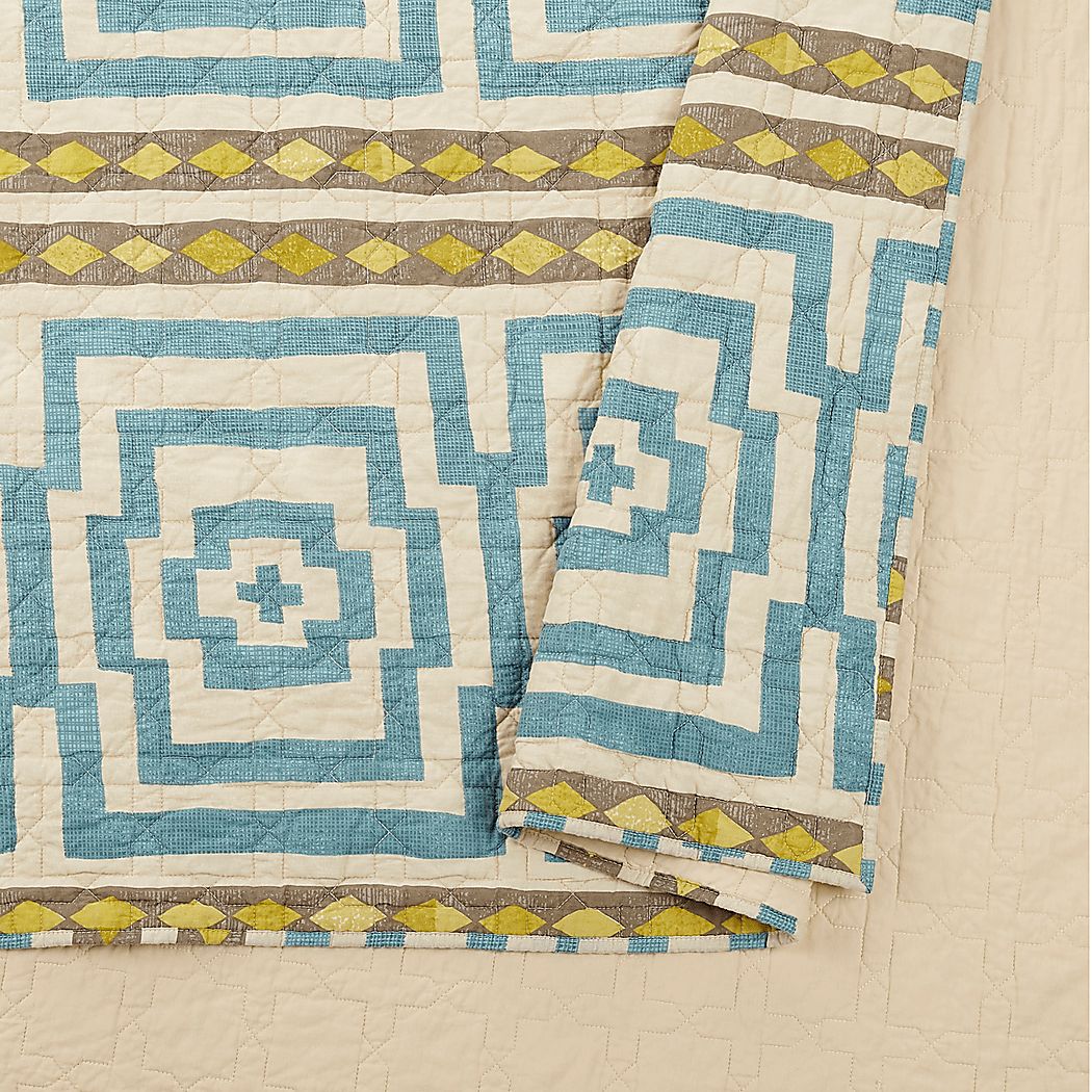 Imlay Blue Cotton Fabric Full,Queen Quilt Set | Rooms To Go