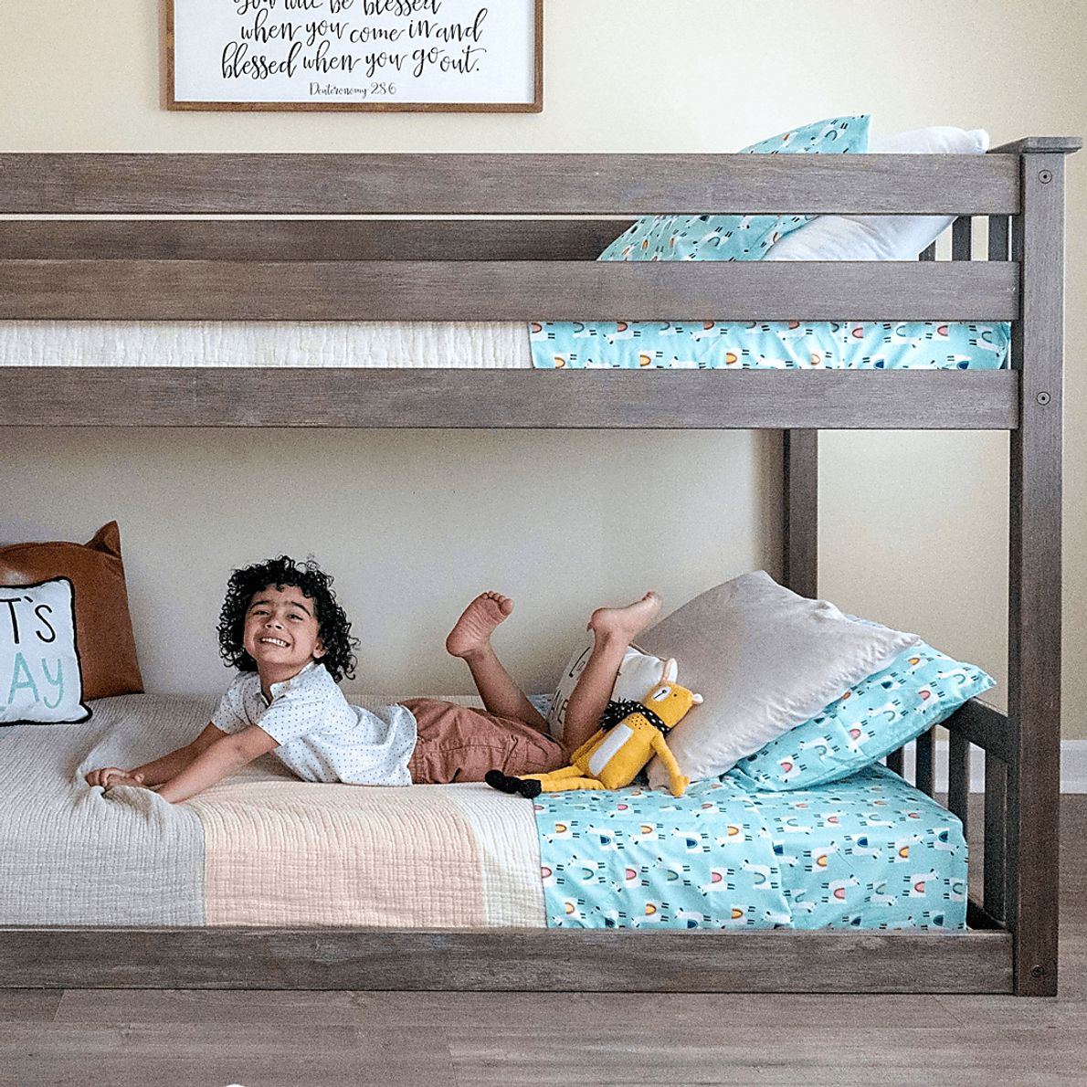 Kids Imonie Gray Twin/Twin Low Loft Bunk Bed