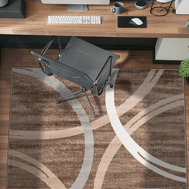 Ineran Brown 7'10 x 10'2 Rug - Thumbnail - Image 3