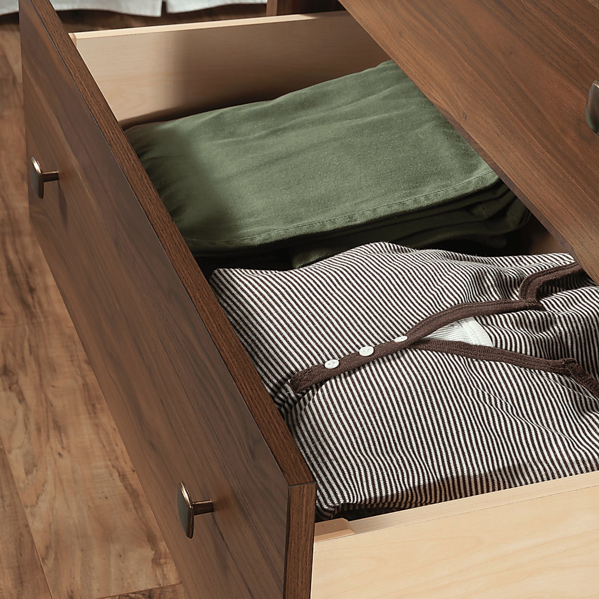 Ingeborg Brown Chest - Image 3