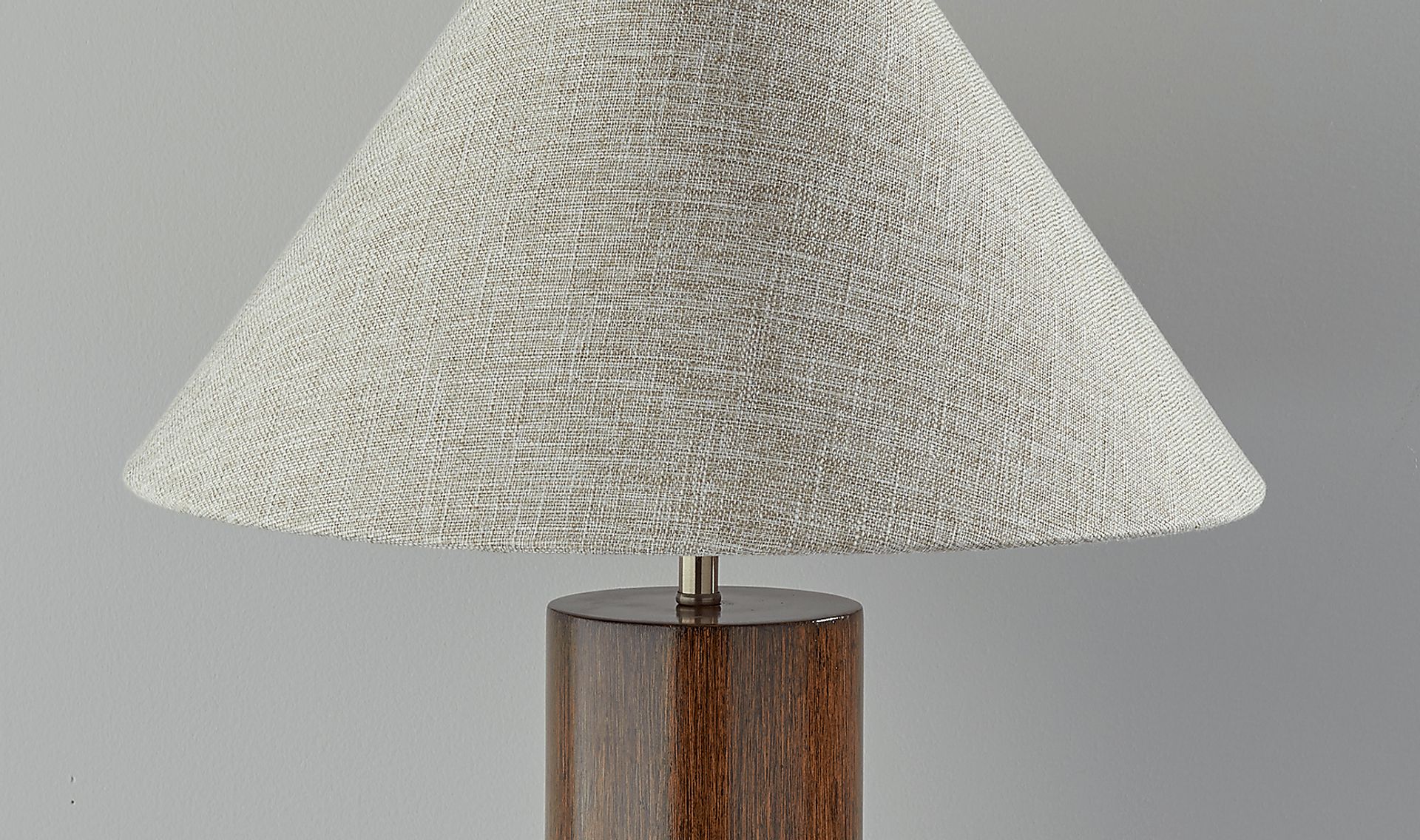 Innsbruck Strasse Walnut Lamp - Image 3