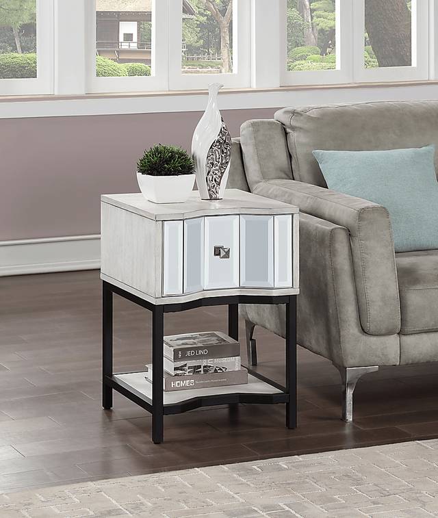 Inverleigh White End Table - Thumbnail - Image 9