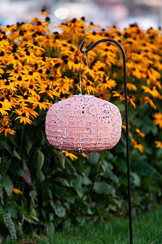 Irian Island Outdoor Clay Solar Lantern - Thumbnail - Image 14