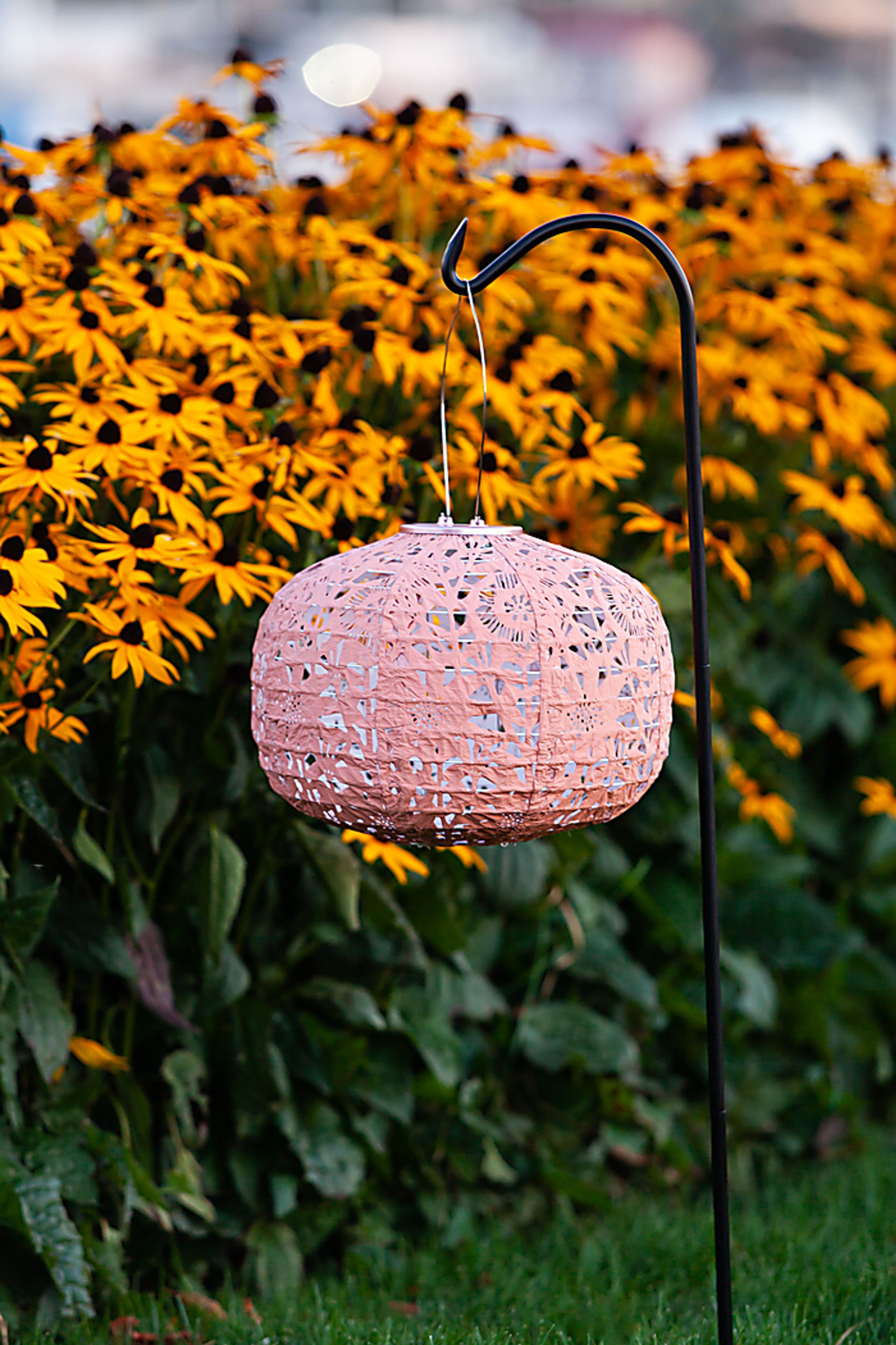 Irian Island Outdoor Clay Solar Lantern - Image 14