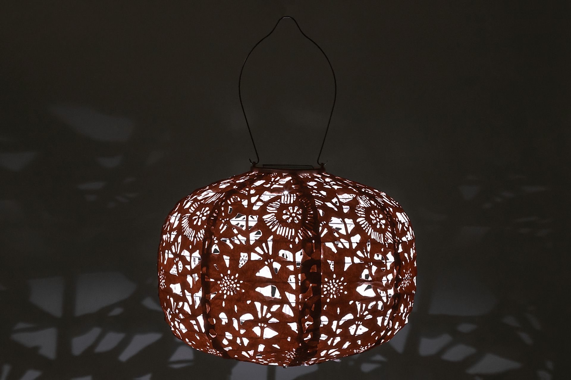 Irian Island Outdoor Clay Solar Lantern - Image 25