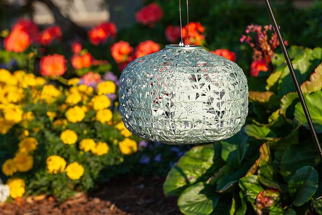Irian Island Outdoor Sage Solar Lantern - Thumbnail - Image 11