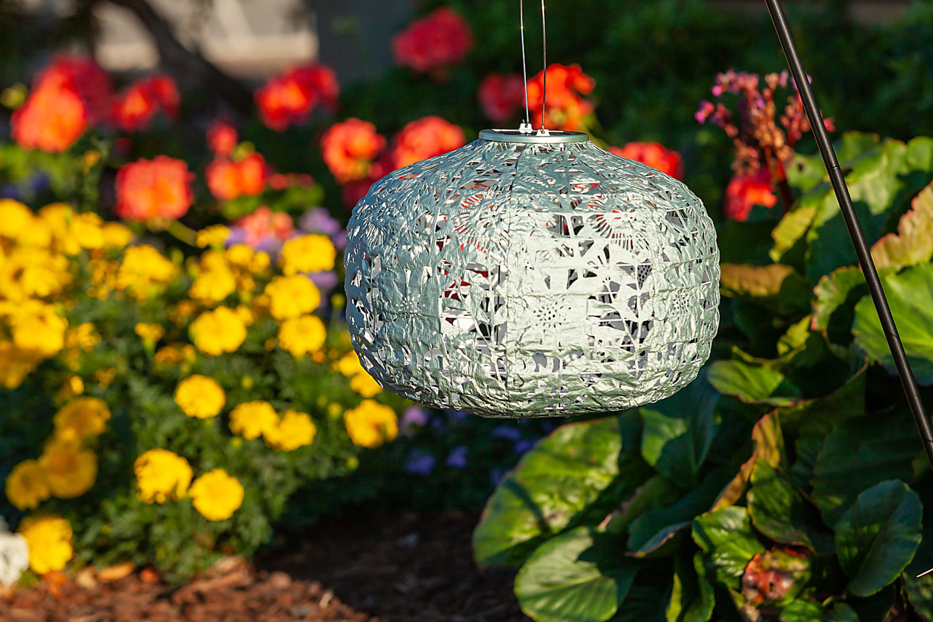 Irian Island Outdoor Sage Solar Lantern - Image 11