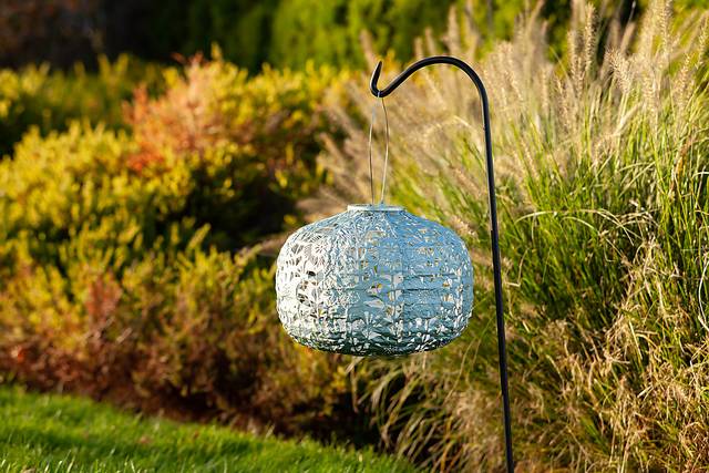 Irian Island Outdoor Sage Solar Lantern - Thumbnail - Image 12