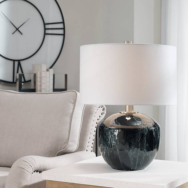 Isabella Bay Green Lamp - Thumbnail - Image 7