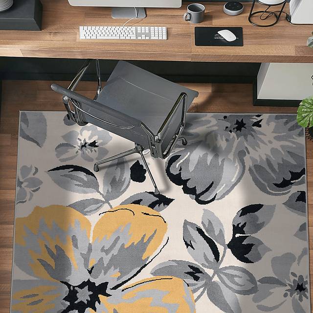 Iselana I Cream 7'6 x 9'5 Rug - Thumbnail - Image 3