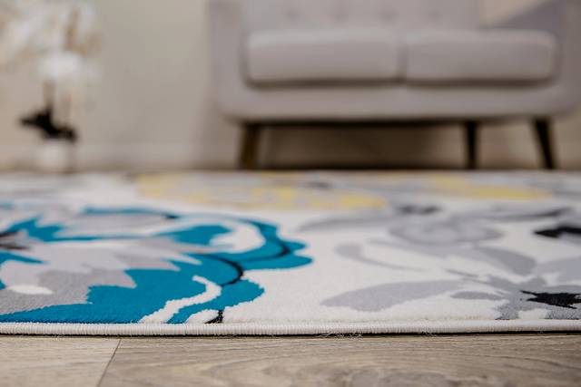 Iselana I Cream 7'6 x 9'5 Rug - Thumbnail - Image 8