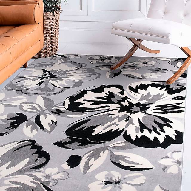 Iselana I Gray 7'6 x 9'5 Rug - Thumbnail - Image 4