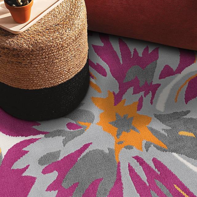 Iselana I Multi 5' x 7' Rug - Thumbnail - Image 7