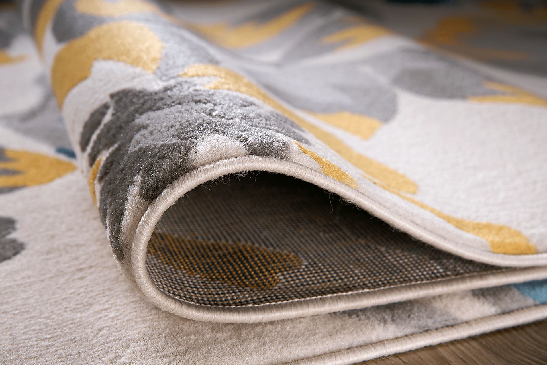 Iselana I Multi 5' x 7' Rug - Image 9