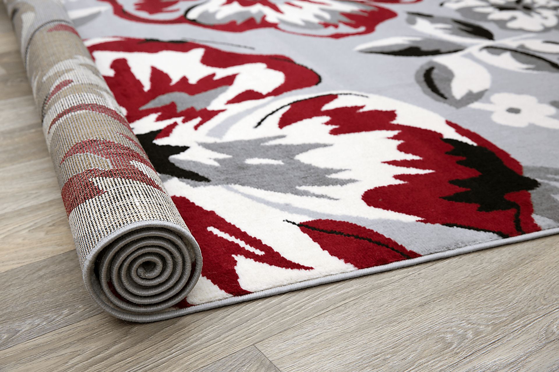 Iselana I Red 5' x 7' Rug - Image 9